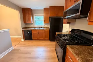 82 Holmes Way, Schaumburg, IL 60193 - Photo 4