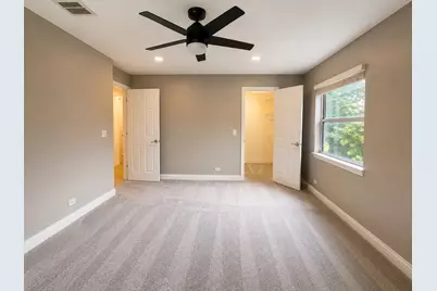 82 Holmes Way #X2, Schaumburg, IL 60193 - Photo 10