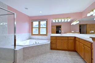 753 N Willow Rd, Elmhurst, IL 60126 - Photo 16