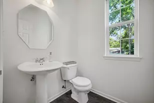 2492 Huntleigh Ln, Woodridge, IL 60517 - Photo 12