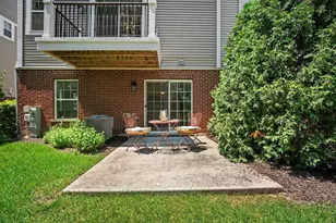 2492 Huntleigh Ln, Woodridge, IL 60517 - Photo 22