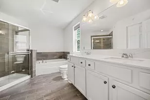 2492 Huntleigh Ln, Woodridge, IL 60517 - Photo 16