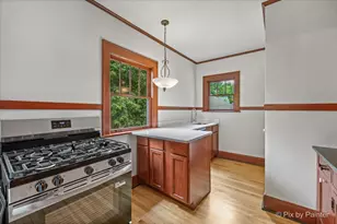 320 Allen Ave, West Chicago, IL 60185 - Photo 10