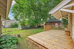 320 Allen Ave, West Chicago, IL 60185 - Photo 28