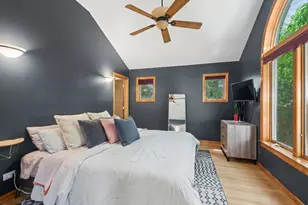 6048 N Landers Ave, Chicago, IL 60646 - Photo 10