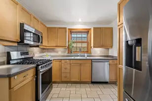 6048 N Landers Ave, Chicago, IL 60646 - Photo 4