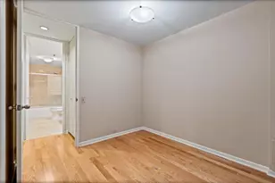 680 N Lake Shore Dr, Chicago, IL 60611 - Photo 12