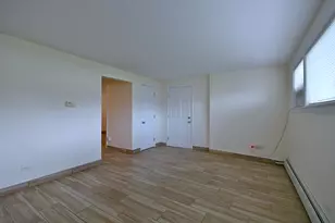 2033 N 74th Ave, Elmwood Park, IL 60707 - Photo 6