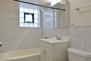 2033 N 74th Ave, Elmwood Park, IL 60707 - Photo 14