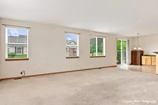 5928 Dublin Ct, McHenry, IL 60050 - Photo 6