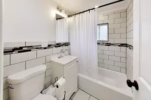8915 S Racine Ave, Chicago, IL 60620 - Photo 16
