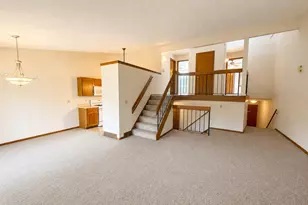 4685 High Point Dr, Rockford, IL 61114 - Photo 6
