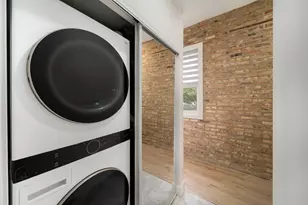 1137 N Francisco Ave, Chicago, IL 60622 - Photo 8