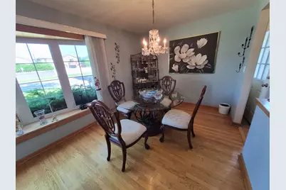6842 N Central Avenue, Chicago, IL 60646 - Photo 4