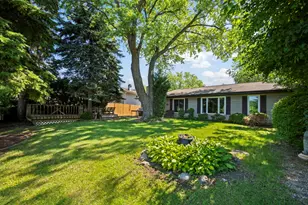 190 S Circle Ave, Bloomingdale, IL 60108 - Photo 20