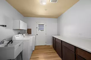 190 S Circle Ave, Bloomingdale, IL 60108 - Photo 12