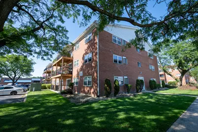 6115 W 94th Street #A5, Oak Lawn, IL 60453 - Photo 4