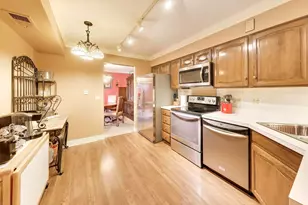 100 Lake Blvd, Buffalo Grove, IL 60089 - Photo 10