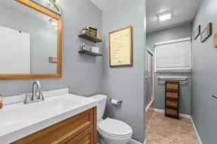 7456 N River Rd, Byron, IL 61010 - Photo 12