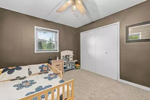 7456 N River Rd, Byron, IL 61010 - Photo 14