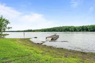 7456 N River Rd, Byron, IL 61010 - Photo 32