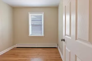 1018 S 11th Ave, Maywood, IL 60153 - Photo 8