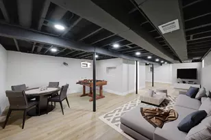 11149 S Green Bay Ave, Chicago, IL 60617 - Photo 22