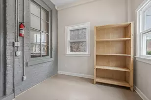 2520 N St Louis Ave, Chicago, IL 60647 - Photo 10