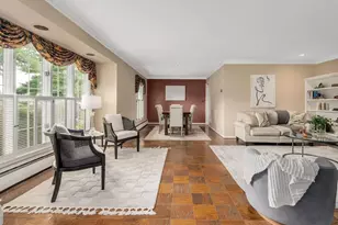 1738 60th St, La Grange Highlands, IL 60525 - Photo 4