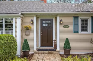 1738 60th St, La Grange Highlands, IL 60525 - Photo 2