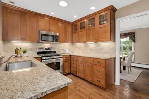 1738 60th St, La Grange Highlands, IL 60525 - Photo 12