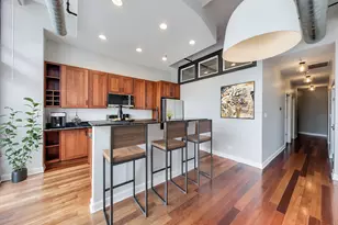 70 E 18th St, Chicago, IL 60616 - Photo 4