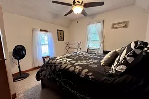 410 Broadway Ave, Sterling, IL 61081 - Photo 18