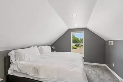 7540 N Octavia Avenue, Chicago, IL 60631 - Photo 20