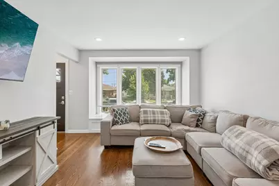 7540 N Octavia Avenue, Chicago, IL 60631 - Photo 2