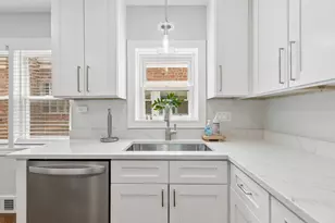 7540 N Octavia Ave, Chicago, IL 60631 - Photo 8
