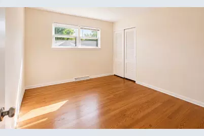406 Sunset Drive, Wilmette, IL 60091 - Photo 14