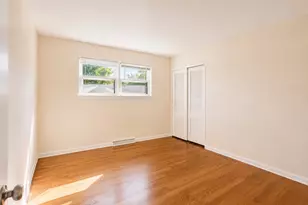 406 Sunset Dr, Wilmette, IL 60091 - Photo 14