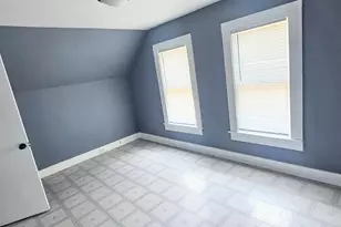 909 E Lake St, Aurora, IL 60506 - Photo 8