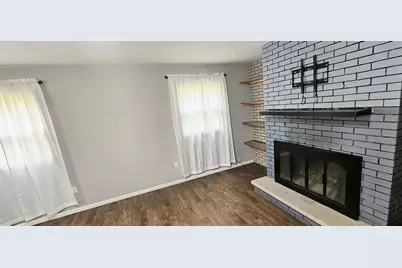 909 E Lake Street, Aurora, IL 60506 - Photo 6