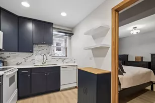 7310 N Harlem St, Chicago, IL 60631 - Photo 6