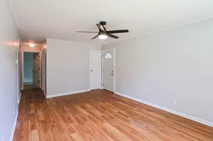 414 Tulsa Ave, Carpentersville, IL 60110 - Photo 8