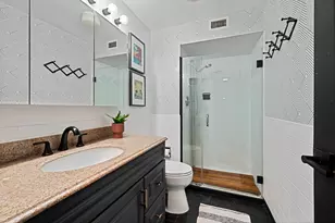 6007 N Sheridan Rd, Chicago, IL 60660 - Photo 20
