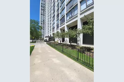 5445 N Sheridan Road #2110, Chicago, IL 60640 - Photo 2