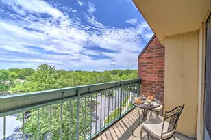 1840 Huntington Blvd, Hoffman Estates, IL 60169 - Photo 22