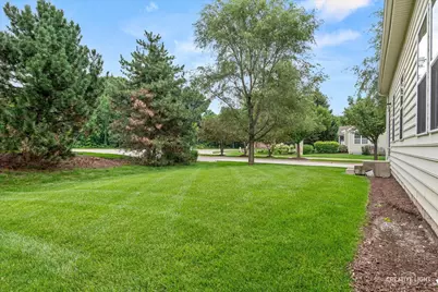 1648 Colchester Lane, Aurora, IL 60505 - Photo 16