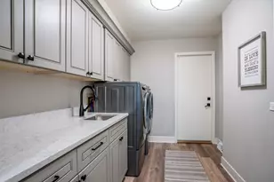 11512 Woodglen Ln, Burr Ridge, IL 60527 - Photo 28