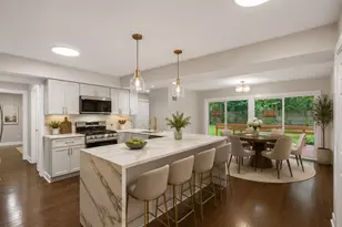 28 Plymouth Ct, Lincolnshire, IL 60069 - Photo 12