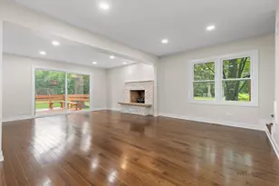 28 Plymouth Ct, Lincolnshire, IL 60069 - Photo 18