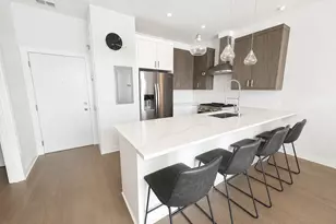 2217 W Madison St, Chicago, IL 60612 - Photo 2
